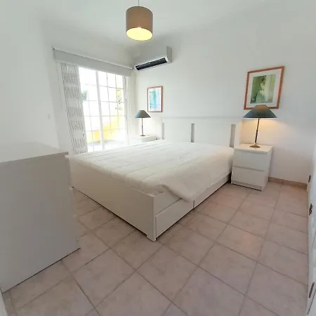 V3 Rosada- Piscina Privativa, Estacionamento, Ar-condicionado, Familiar Villa