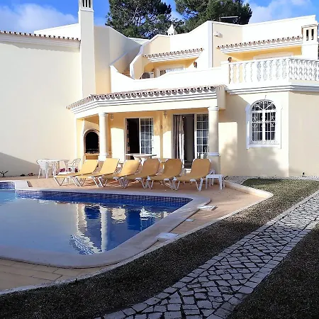 V3 Rosada- Piscina Privativa, Estacionamento, Ar-condicionado, Familiar Villa Vilamoura