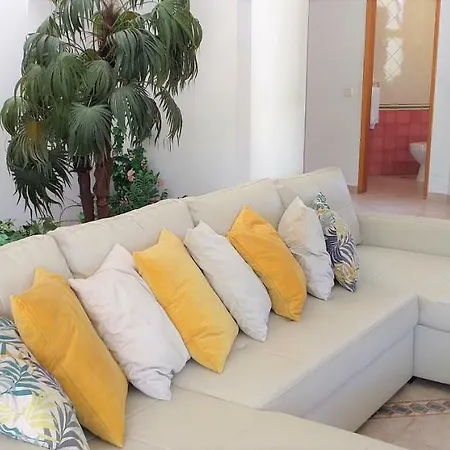 V3 Rosada- Piscina Privativa, Estacionamento, Ar-condicionado, Familiar Villa Vilamoura