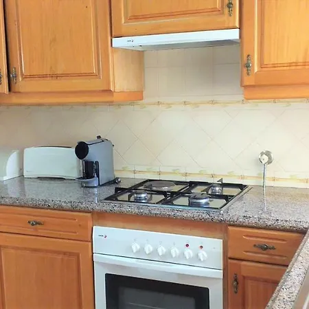 Villa V3 Rosada- Piscina Privativa, Estacionamento, Ar-condicionado, Familiar Vilamoura